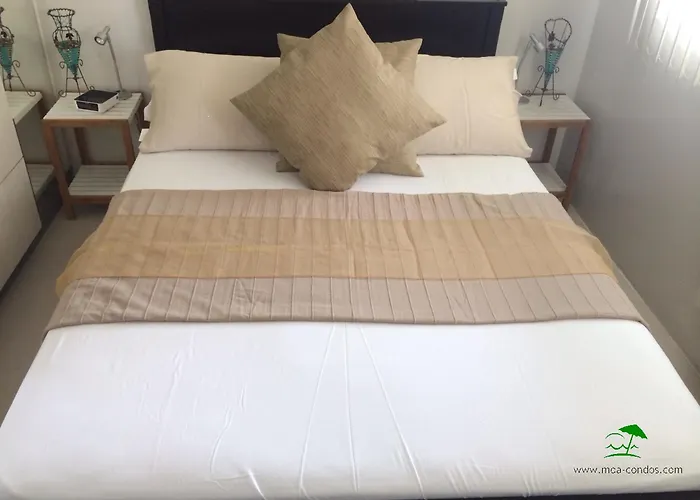Hotel Justcondos At Sea Residences